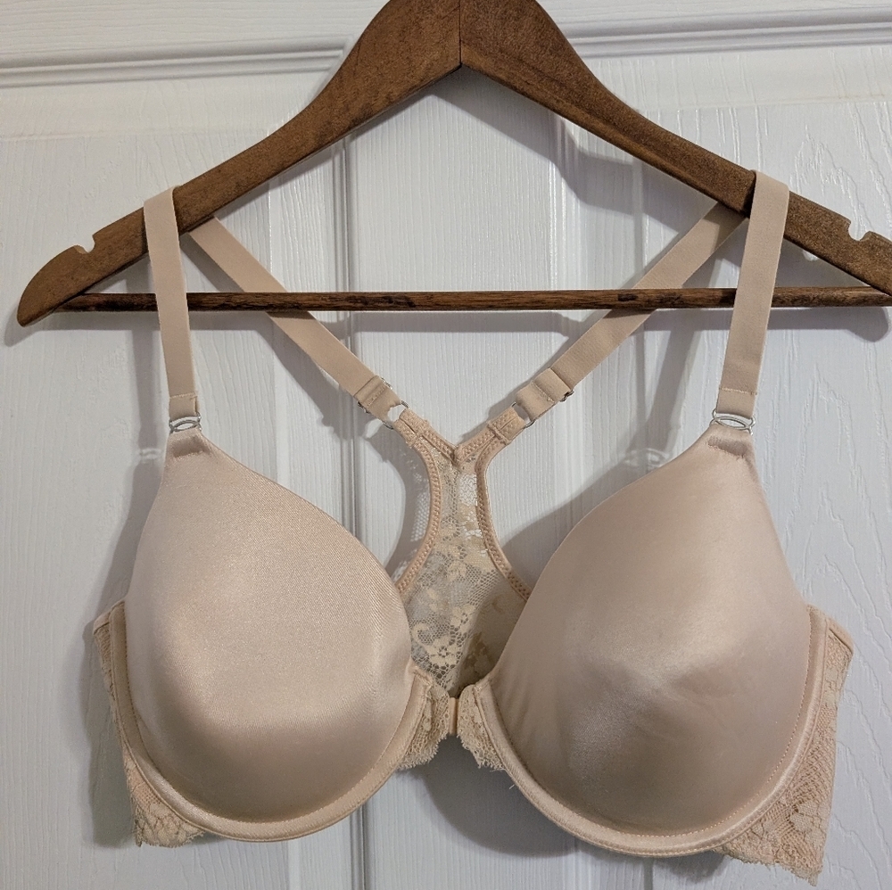 Maidenform Womens Bra Beige Size 38C Lace One Fab Fit Coverage